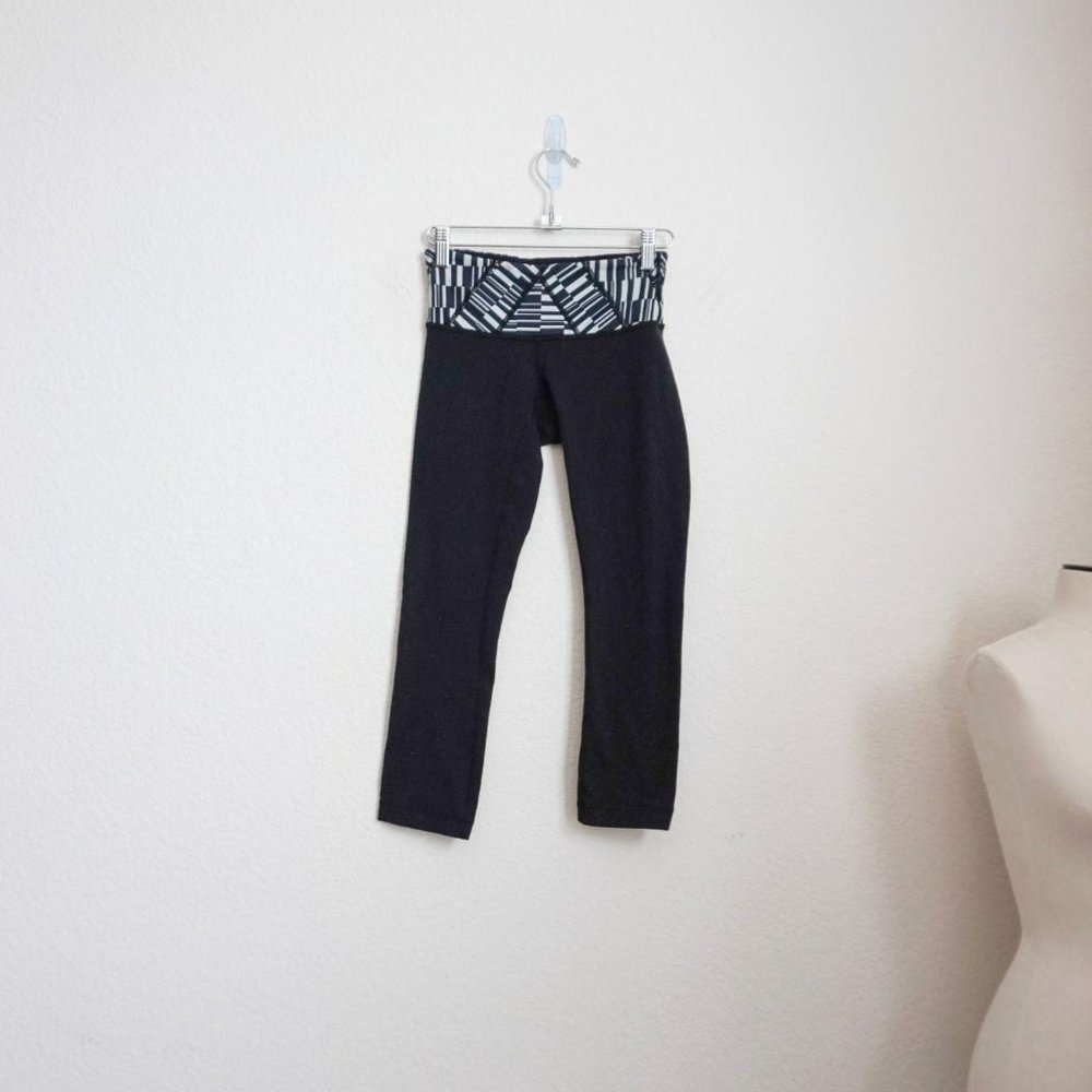 Lululemon‎ Wunder Under black Crop leggings
